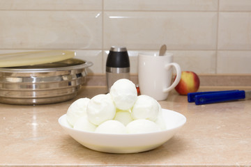 Fototapeta na wymiar Chicken eggs in a bowl