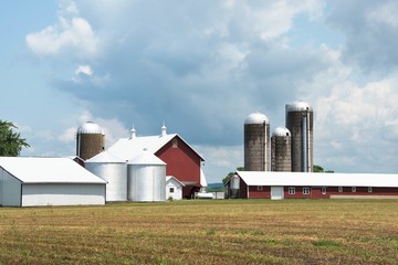 Farm After Rain © StevertS