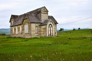 Fototapeta na wymiar Oregon trail, Ovid, former Mormon church and meeting house