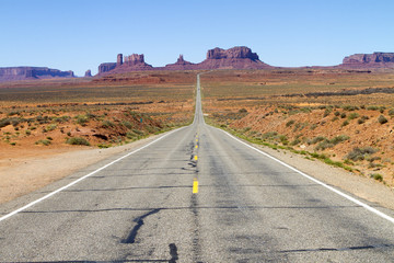 Fototapeta na wymiar Monument Valley / Route 163 / Utah / Arizona / USA