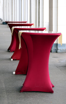 rosa Tische