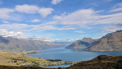 Fototapeta na wymiar Lake Wakatipu and Queenstown ,New Zealand