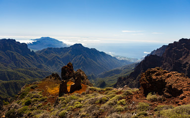 Obraz na płótnie Canvas la palma, caldera de taburiente, mountain landscape
