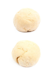 Fototapeta na wymiar Ball of raw dough isolated