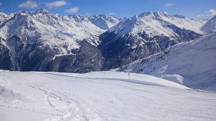 Fototapeta na wymiar Winter, ski, snow