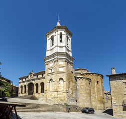 Fototapeta na wymiar Cathedral, Roda de Isábena