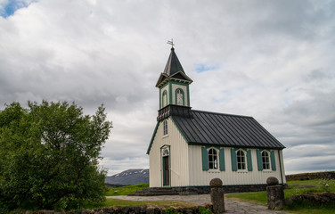Fototapeta premium Scenic traditional icelandic church
