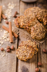 Oatmeal cookies with banana and cinnamon