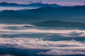 Fototapeta na wymiar Beautiful foggy landscape in the mountains.