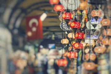 Papier Peint photo Lavable moyen-Orient Various old lamps on the Grand Bazaar in Istanbul