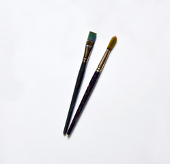 Paint brushes 