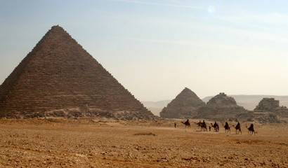 Fototapeta na wymiar The Great Pyramids on The Giza Plateau