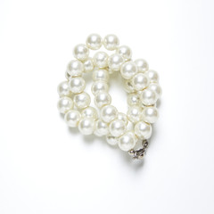 White pearl necklace