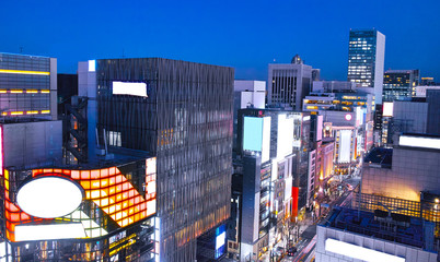 夜の銀座