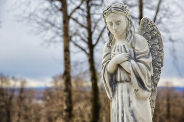 angel statue