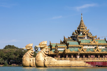 Fototapeta na wymiar Karaweik palace, Yangon, Burma
