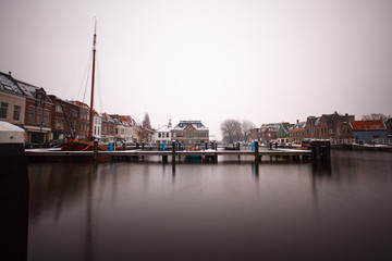 Fototapeta na wymiar Leiden Harbour in Winter