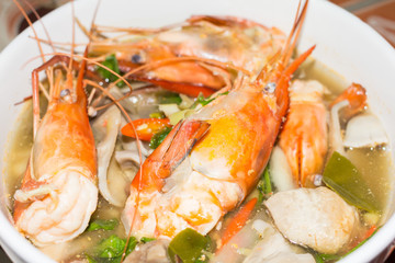 Tom yum koong thaifood.