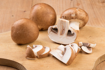 brown champignon mushrooms
