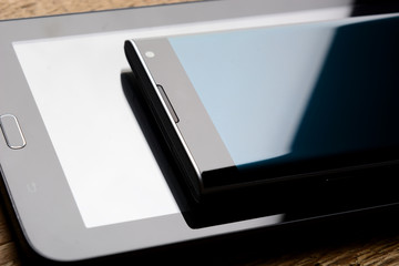 tablet smartphone minimalism picture