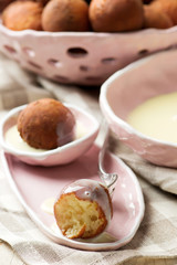 Quick Ricotta Doughnuts
