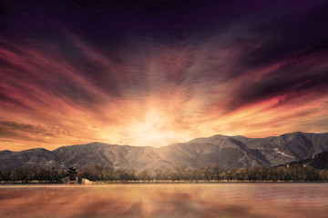 Fototapeta premium Summer Palace with twilight sky