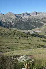 Fototapeta na wymiar Montagne en Andorre, Pyrenees