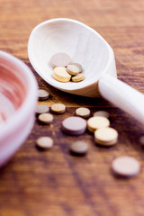 Obraz na płótnie Canvas Close-up of pills
