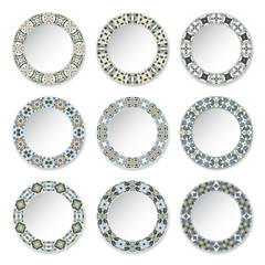 Set of decorative plates - 136820065