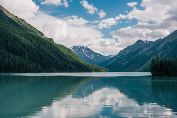 Naklejka na ściany i meble Lake Kucherla in the Altai mountains