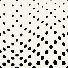 geometric circles gradient halftone seamless black and white pattern