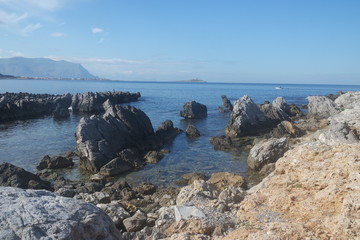 Fototapeta na wymiar isle view from the coasr