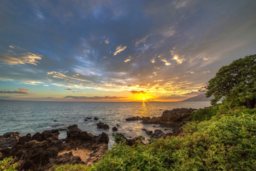 sunset from kamaole beach, maui, hawaii
