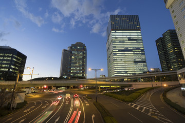 東京　トワイライト　夜景　大都会の幹線道路が交差する　赤坂見附　港区　魚眼レンズ