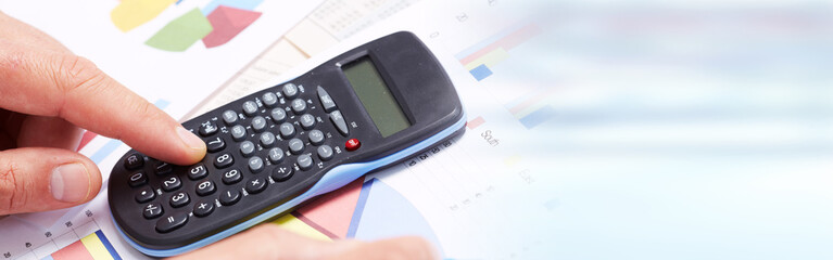 hand with calculator