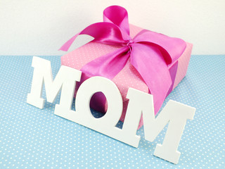 gift box and text mom word copy space