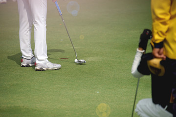 Fototapeta premium Women's golf is a sport that requires endurance.
