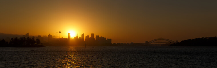 Vue on Sydney Harbor at dusk