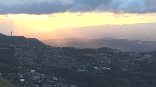 4K View from TeaPot Mountain Jinguashi town with sundown in  New Taipei City, Jiufen Old Street, Jishan Ruifang District, Attractions in Xinbei, Taiwan-Dan
