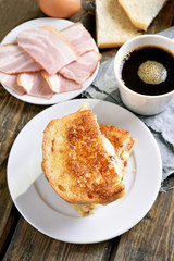 Toast sandwich with cheese