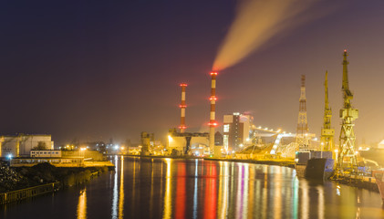 Fototapeta na wymiar power plant on ecological fuels, biomass, biofuels at night