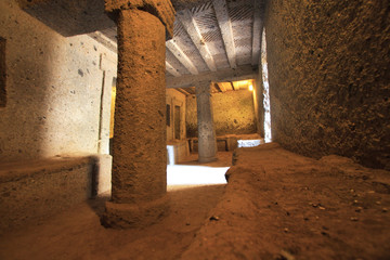 cerveteri necropoli della banditaccia etrusca scavi tombe a cumulo