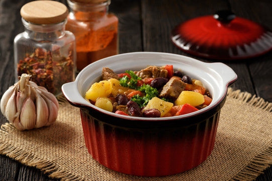 Stewed beef with vegetables and red beans.