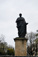 Fototapeta premium Estatua de séneca en cordoba
