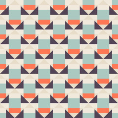 Geometric color blocked pattern