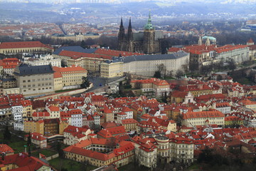 Fototapeta na wymiar Prague Castle and Saint Vitus Cathedral