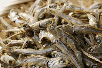 にぼし　Dried small sardines 