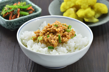 納豆ごはん　朝食イメージ