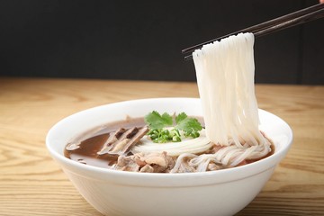 Fresh beef and onion, light and delicious beef rice noodle made of ingredients - obrazy, fototapety, plakaty