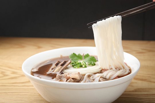 Fresh beef and onion, light and delicious beef rice noodle made of ingredients